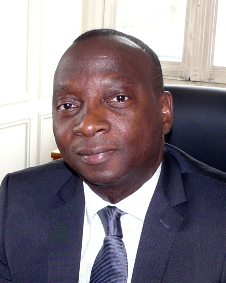 Infogreffe facilite la transmission d'entreprises